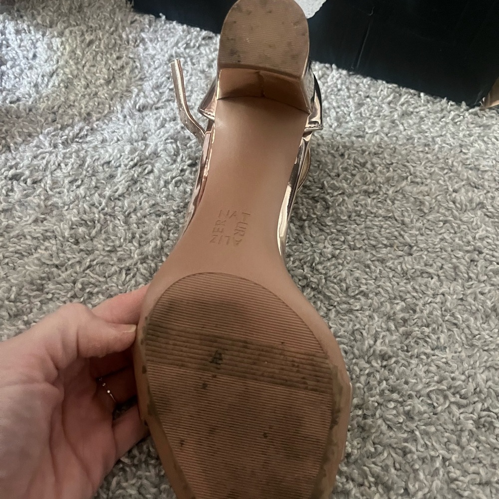 Naturalizer Gold Heels with Stiletto and Ankle Strap - Picture 3 of 5